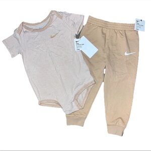 Nike Tan White Set Pants Short Sleeve NWT 24 Months Infant Soft